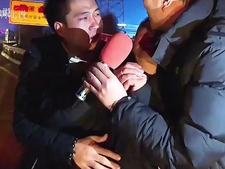 55升油箱竟加进71升油,车主:怀疑油枪有问题#老司机 #油价 #加油站