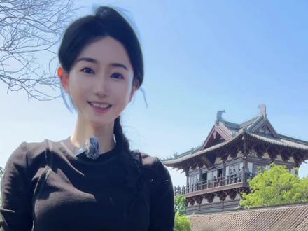 辛弃疾的起点在济南 高点在镇江 《南乡子·登京口北固亭有怀》是他最美的诗行#辛弃疾 #镇江 #济南 #苏超 #诗词 @抖音小助手 @创作者服务中心