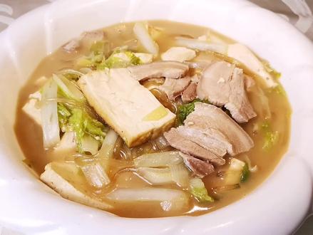 东北经典老菜“炖四白”,豆腐白菜都有讲究,做对了比饭店还好吃