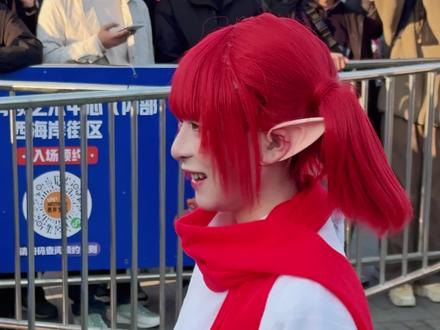 兔娘的雪人装比摇姐的黑丝如何? #抖音生活观察计划 #cos发电计划 #DNF把半个cos圈请来了 #兔娘 #DNF嘉年华