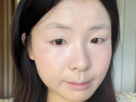 提亮液带走底妆❓先别扔,两步轻松解决 #面中提亮 #新手化妆技巧 #面中凹陷 #底妆提升小技巧 #提亮面中