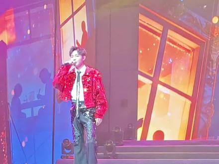 松原网红高迪现身松原市各界春节联欢会,并献唱歌曲!#我们如此热爱松原