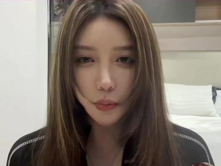 短剧顶流,何健麒涉嫌吸毒,被前女朋友实名举报#何健麒方严正声明并报警 #何健麒#吸毒#何健麒的债@DOU+小助手 @抖音小助手