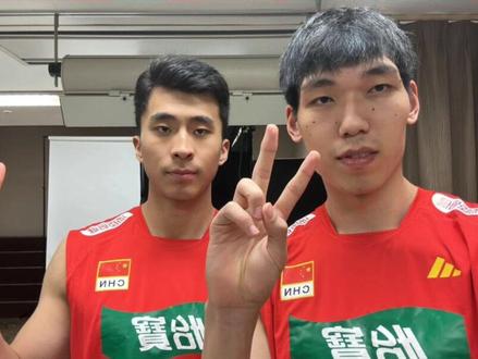 #张景胤 在拍国际排联定妆照#排球 #排球🏐