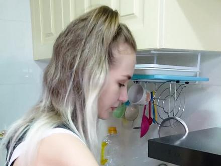 只有陪伴过你生娃的男人,才知道心疼你 #生娃 #二胎