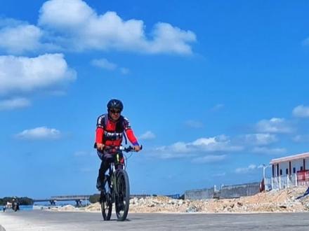 探班乐东新建的利国轻轨站,分析三亚乐东旅游轻轨如何影响乐东#我要做爆款 #三亚乐东旅游轻轨 #乐东利国轻轨站 #三亚大经济圈
