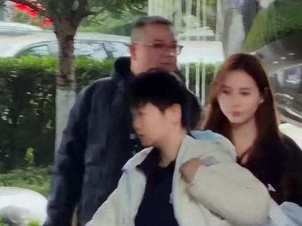 国乒启程离开重庆 莎莎楚钦封训顺利#国乒#王楚钦#孙颖莎