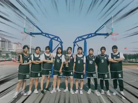 不知颜值担当成绩也拿球……