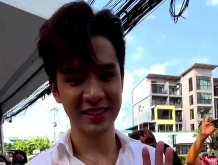 记不住粉丝名字 跟粉丝撒娇#filmthanapat #film #泰星 #磕cp的快乐 #上热门