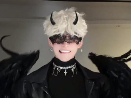 妈妈 我看到 恶魔了😈#旭卡摇2