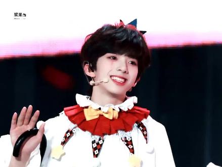 新音舞台《大舌头》💞 浚铭也太萌了#陈浚铭新音舞台 #安利