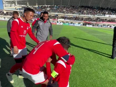 《通往冠军之门》,掀翻“千年老二”,这是等了20年的荣光,恭喜谢通门县获得2025年第十二届体彩杯冠军!日喀则的故事先讲到这里,念说体育,我们下期再会!#念说体育 #日喀则体彩杯 #冠军谢通门 #谢通门足球队