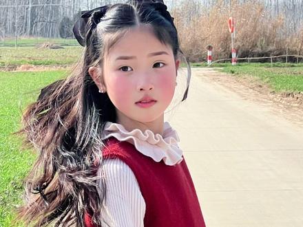 你们要的发型教程来啦。#发型 #内容启发搜索 #日常vlog @浠宝💫 @DOU+小助手 @DOU+上热门