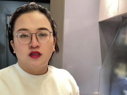 昨天煮鸡蛋是盖盖子的,今天重新总结网友给的建议,继续煮,但是还是煮不到宇宙蛋!!!又是哪里有问题嘛🥹🥹#跟着蛋神煮鸡蛋 #我也吃上9分12秒完美煮鸡蛋了