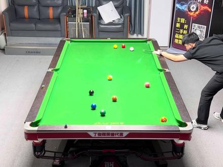 最新到店全新粉色征途三 到了一根 先到先得
#粉色征途三 #奥斯本兹球杆 #台球器材 #台球