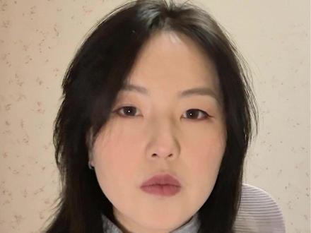 山东如何办理无犯罪记录证明公证 想在山东办理无犯罪记录证明公证,不知道从哪下手?
首先要准备好资料,本人身份证、户口簿,非山东户籍的记得带上居住证。然后在爱山东上面开具好无犯罪记录证明。
材料备齐后,可以去公证处线下办理,也能选择更便捷的线上方式。线上方式在微信或支付宝搜索“指上通”小程序,就能在线办理公证认证,省去跑腿麻烦。
提交材料后,公证处会进行审核,耐心等待出证即可。需要注意的是,无犯罪记录证明自开具起3个月内有效,公证书有效期通常是6个月,要合理安排时间。#无犯罪记录证明公证 #无犯罪记录证明 #无犯罪记录公证