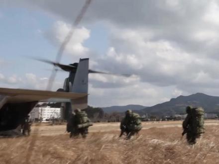 【美日迫近台湾搞27天军演 日本“打头阵”】美日“铁拳”联合演习于2月11日至3月9日举行,近5000人参演,规模历年最大。