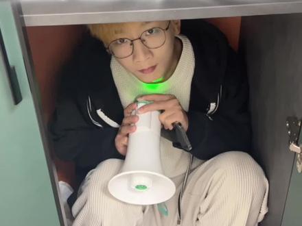 假装恋爱脑骗弟弟,没想到还能有意外收获?#倩碧1870紫光眼霜 #天猫双旦礼遇季 #双旦惊喜礼物 #抗老眼霜