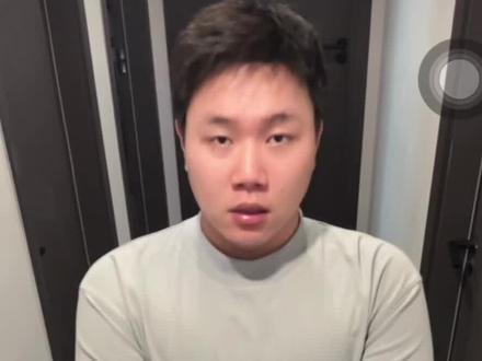 我的裤腿一定要卷起来吗?#豆包 #穿搭 对不起🧎♀️#姜涩琪 #应援