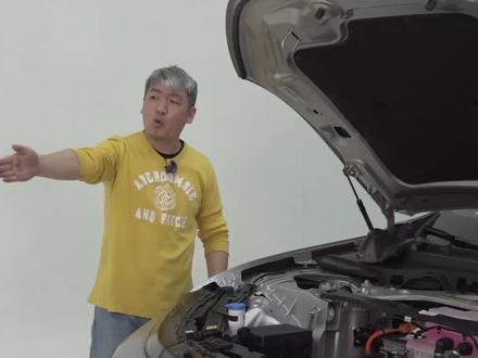 小鹏P7i:为什么有两个洞?#小鹏p7 #小鹏汽车 #新能源领航计划 #聚光者计划 #大飙车