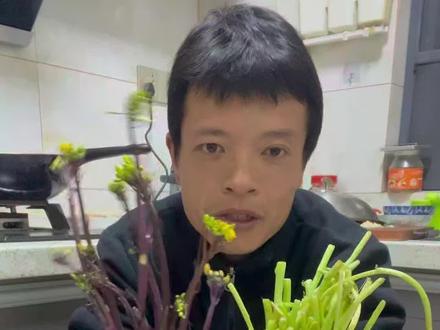 这两种初称为湖北省菜的杀伤力真的太大了,天天吃都吃不厌。外地的朋友真的无法体会这种幸福的烦恼#真实生活分享官 #真实生活分享计划 #日常分享
