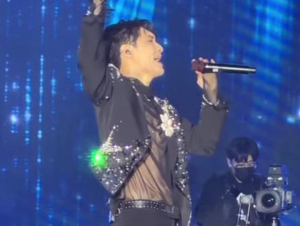 舞蹈气势太到位了!张艺兴大花轿完整版!!#张艺兴大花轿 #张艺兴17秒 #经典歌曲大花轿改编 花开的正艳✅