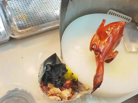 #脆皮烧鸡的做法和配方 #美食教程 #脆皮烧鸡 教程非常详细,全是干货