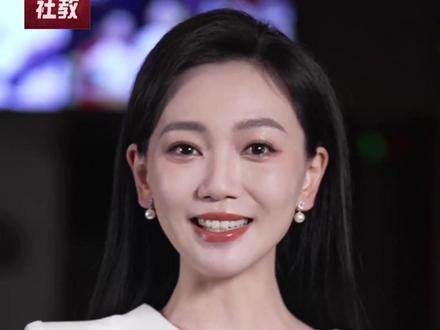 宪法是光,藏进五彩斑斓的生活。向法治人物致敬,为法治中国点赞!#2025年度法治人物 发布盛典明天开播!12月4日22:30总台央视综合频道CCTV-1、20:07央视社会与法频道CCTV-12播出,央视频、央视网同步上线!敬请期待。#国家宪法日