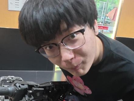 五分钟快速拆 事故车更换车架 五分钟快速拆事故车更换车架 九号机械师2 MMAX2110
#九号真智能 #机械师2 #电动车维修日常 #北京九号综合服务中心 @北京九号综合服务中心