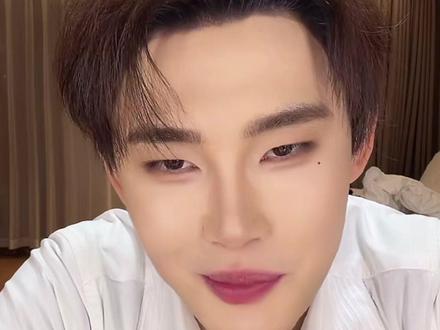 有粉丝问瑶瑶在龙浩天这是免费打工#龙浩天 #瑶瑶 #ai瑶瑶