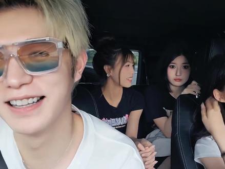 "大G还是差点意思 不如大巴"
#童锦程 #江南第一深情