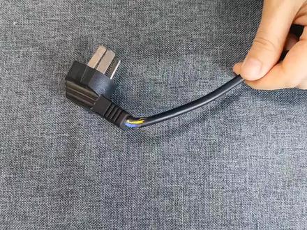 电线插头根部断了怎么办?教你一招简单的修复方法,省钱又实用 #电子电工 #电工