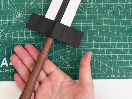 教你用纸张制作迷你世界中的铁剑 #手工diy #手工制做 #手工制作教程 #迷你世界