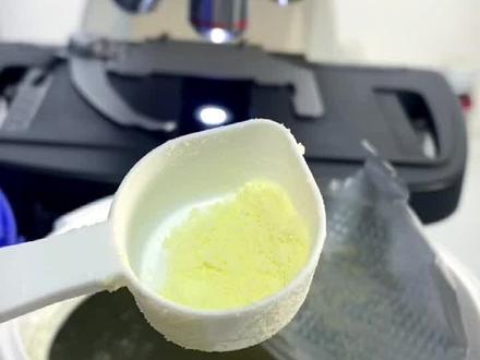 放了五个月的奶粉,是扔掉还是听奶奶的继续食用?