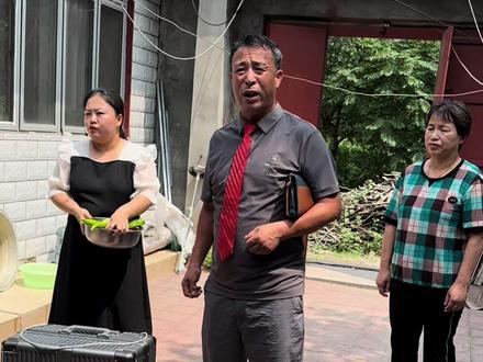 公公未经我同意拿了我的东西
他不听劝阻执意要跟故人旅游… #快手幸福乡村带头人 #记录农村现实生活 #我的乡村生活