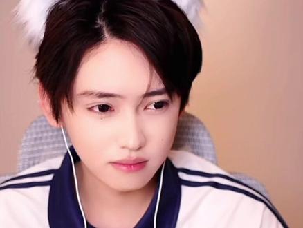 #开心元元 #编号2002 #开心元元男装 #元远大王的直播日记#开心元元直播@开心元元