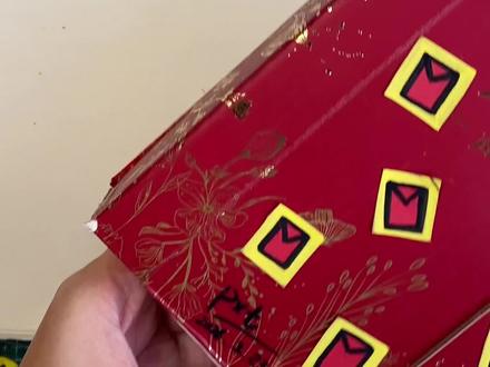 过年礼盒爆改弹珠游戏机 谁说过年没年味?动动小手自制一个年味满满的弹珠游戏机!参与感max!好做又好玩!#过年小手工 #手工 #手工游戏机 #过年氛围提前搞起来了 #马年