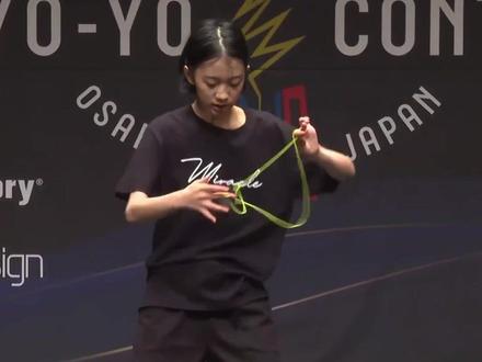 谁说女子不如男?本届1A组世界冠军Mir Kim的妹妹Miri Kim夺得女子组世界冠军!这才是真正的火力少年王吧!如果她参加1A组能得多少名?#悠悠球 #悠悠球世界赛 #世界冠军 #运动女孩 #神级现场