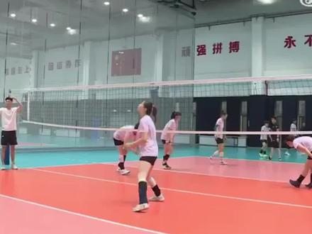 2023-2024中国排球超级联赛天津赛区 比赛时间:11月4日18:30 对阵:天津渤海银行女排(主)VS山东日照钢铁女排(客)赶快来看吧!#中国女排#女排#比赛#体育#天津女排 #中国女排