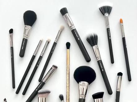 MAC全线化妆刷测评上|一代“刷王”跌落神坛
#化妆刷 #化妆刷推荐 #粉底刷 #mac #美妆 #化妆工具