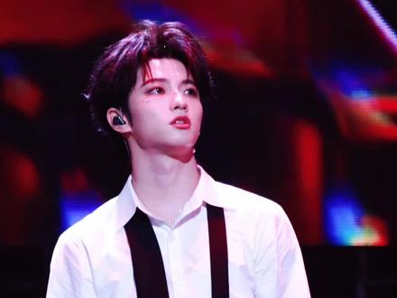 《超级偶像》穆祉丞直拍
“但求一刻你能倾听我”🥹🥹🥹
20260201荣耀之战🇲🇴
#舞台 #穆祉丞#荣耀之战