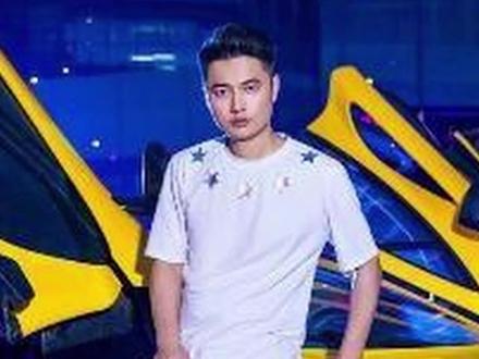 一手打造艾弗森中国行的集梦会长到底是什么来头? #集梦会长 #艾弗森 #NBA #篮球