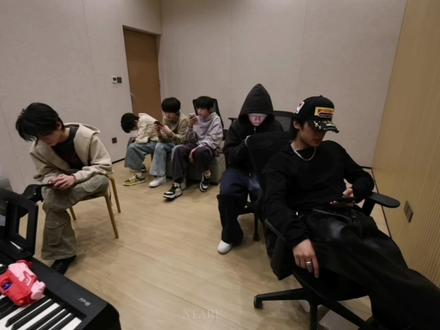 请聆听#左奇函 #左奇函四代第一rap担 @抖音小助手 @抖音创作小助手 @抖音流量助手 @DOU+上热门 @DOU+小助手