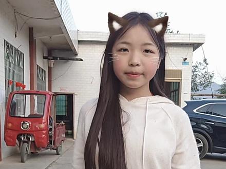 姐姐平时都化这么浓的妆嘛~#绿茶摇 #手势舞教程 #姐姐平时都化这么浓的妆吗 #快成长计划 @抖音热点 @抖音小助手