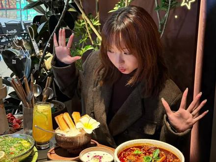 云贵川bistro 梅果恩施和润城店,终于等到开业了。#恩施美食 #和润城 #美食探店 #抖音美食创作者