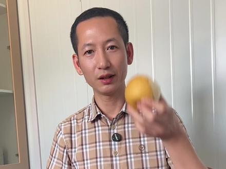 #秋月梨 有没有那个农业专家可以来解释一下秋月梨木栓的问题?