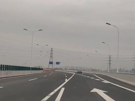 造造约13.7亿,开开约6分钟,没有红绿灯,开车舒服咯#上虞城讯