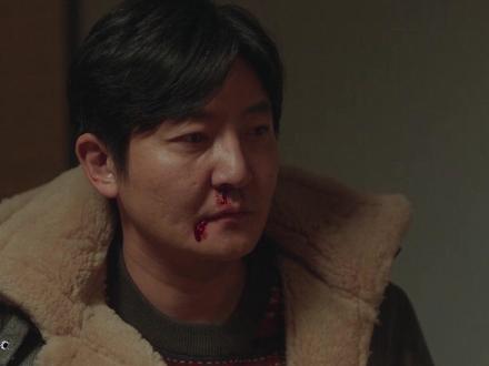 老舅:结局原来舅妈离世不止因为车祸,难怪老舅会懊悔终生 #2025影娱年终大赏 #2025年度影娱热点 #郭京飞 #老舅 #王佳佳 #姚安娜