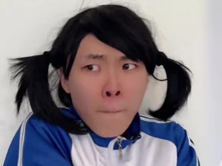 如果你都刷到过,那前途一片抖音了!🤓
一人分饰多角的赛道里,谁来懂懂周小闹、郑丽芬和房东的肥四这几位!🤓
#周小闹 #紫薯精 #郑丽芬er #秦臆博 #一人分饰多角 @周小闹 @郑丽芬er @房东的肥四