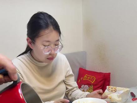 闺女加油!早饭➕接送,老爸一直在呢!